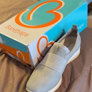 BareTraps Light Gray Slip-On Shoes